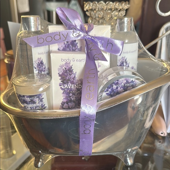 Bath & Body | Lavender Bath Gift Set Purple | Poshmark